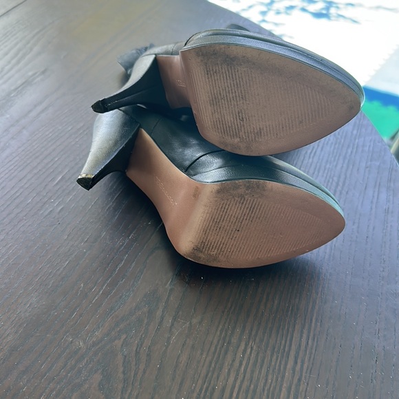 Boots - Picture 3 of 4